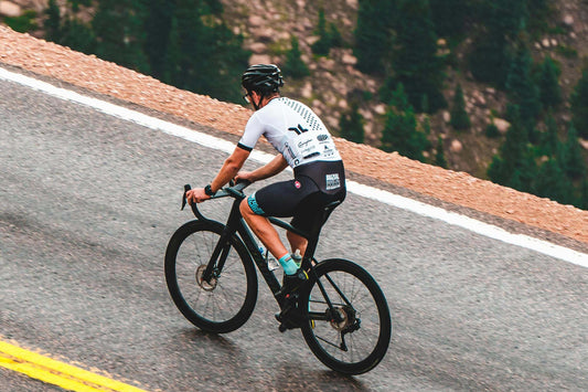 How Road Bikes and Gravel Bikes Can Coexist: A Versatile Cycling