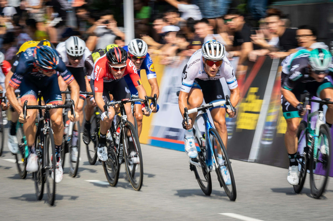 The lightweight nature of carbon fiber wheels for road bikes